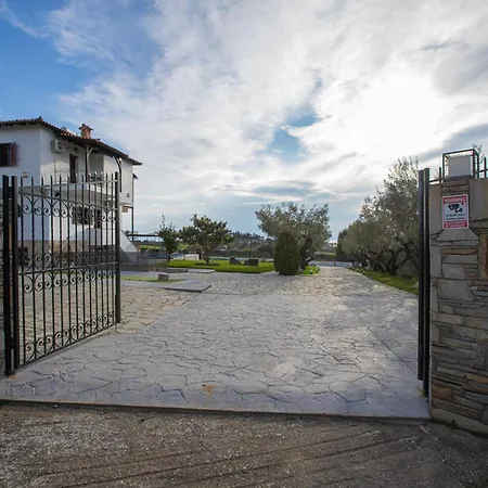 Daire Stone Vista By Rentalspro - Nea Potidaia Halkidiki